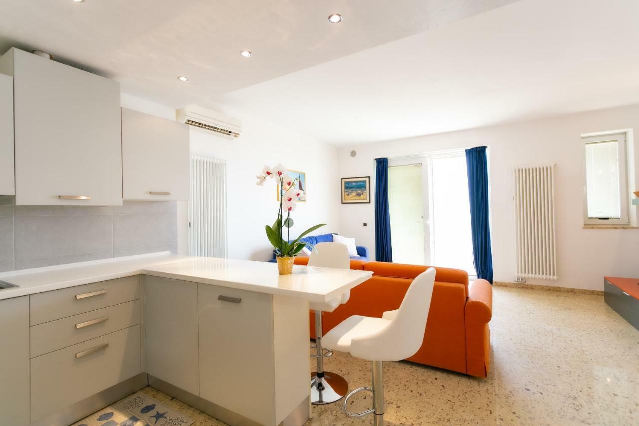 Le Murrine Frontemare Apartment Seaview ソットマリーナ エクステリア 写真