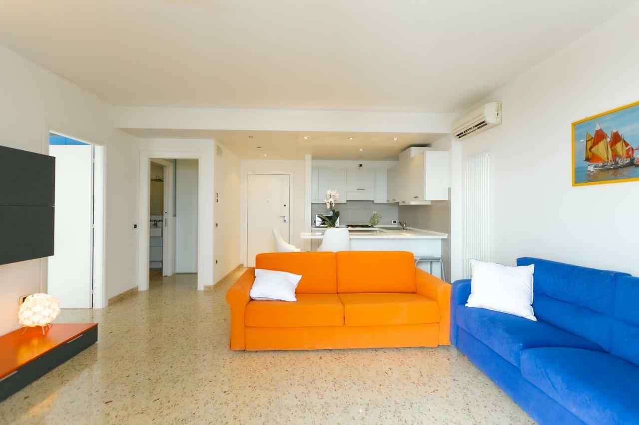 Le Murrine Frontemare Apartment Seaview ソットマリーナ エクステリア 写真